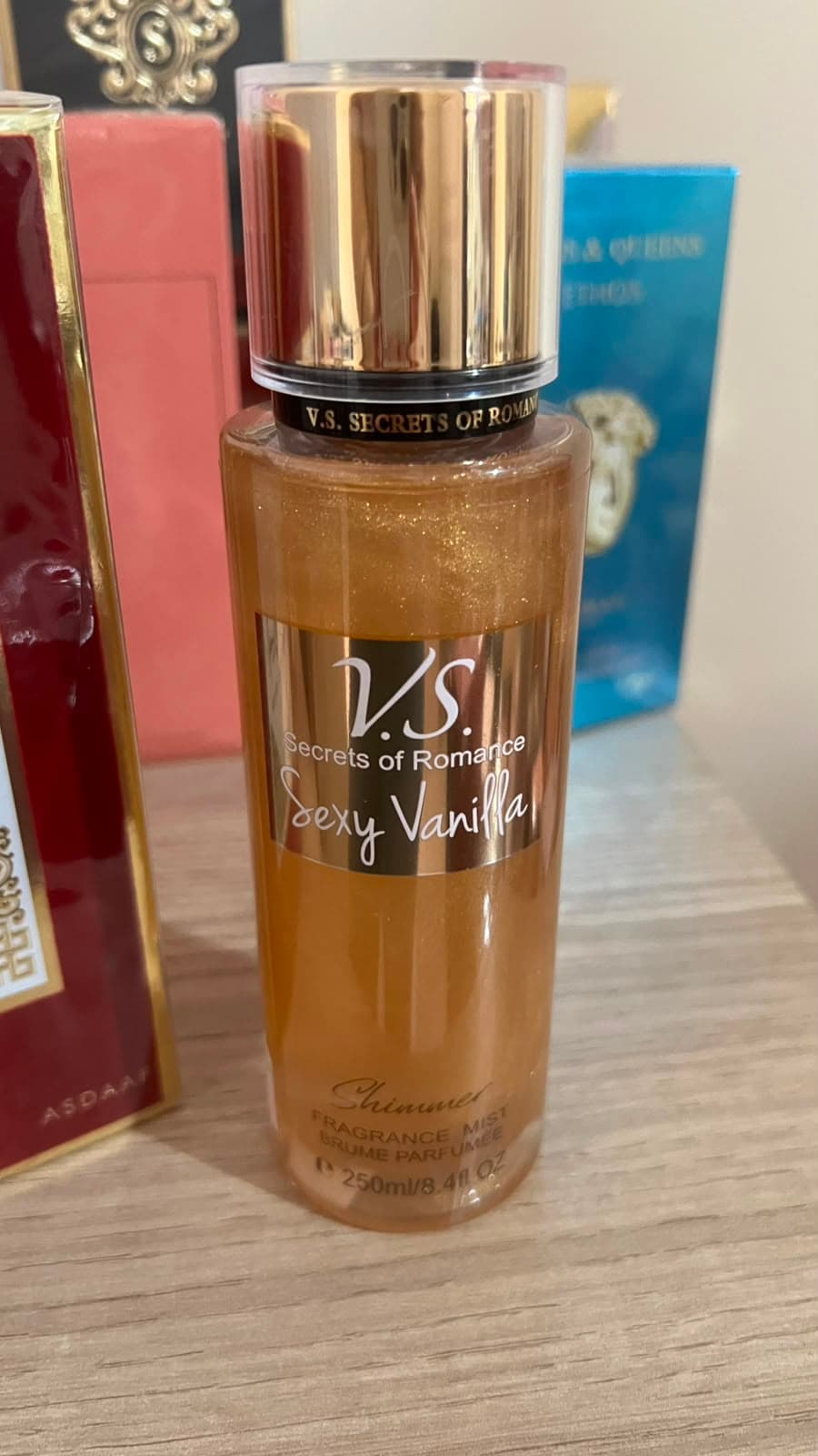 V.S. Secrets of Romance Sexy Vanilla Shimmer